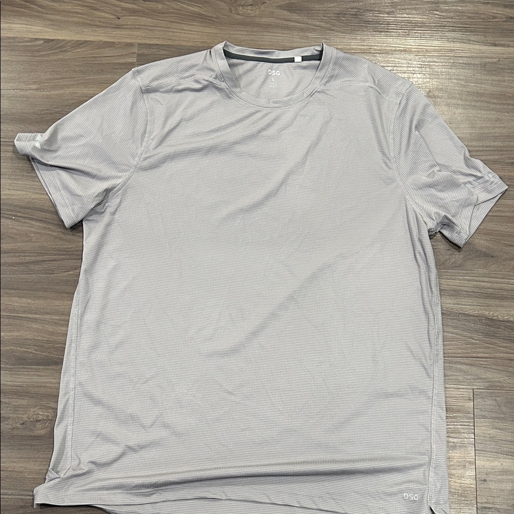 DSG Men's Light Gray Short Sleeve Tee
